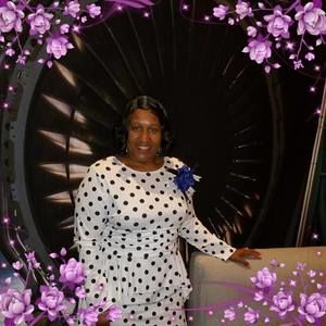 Meet your Posher, Eva